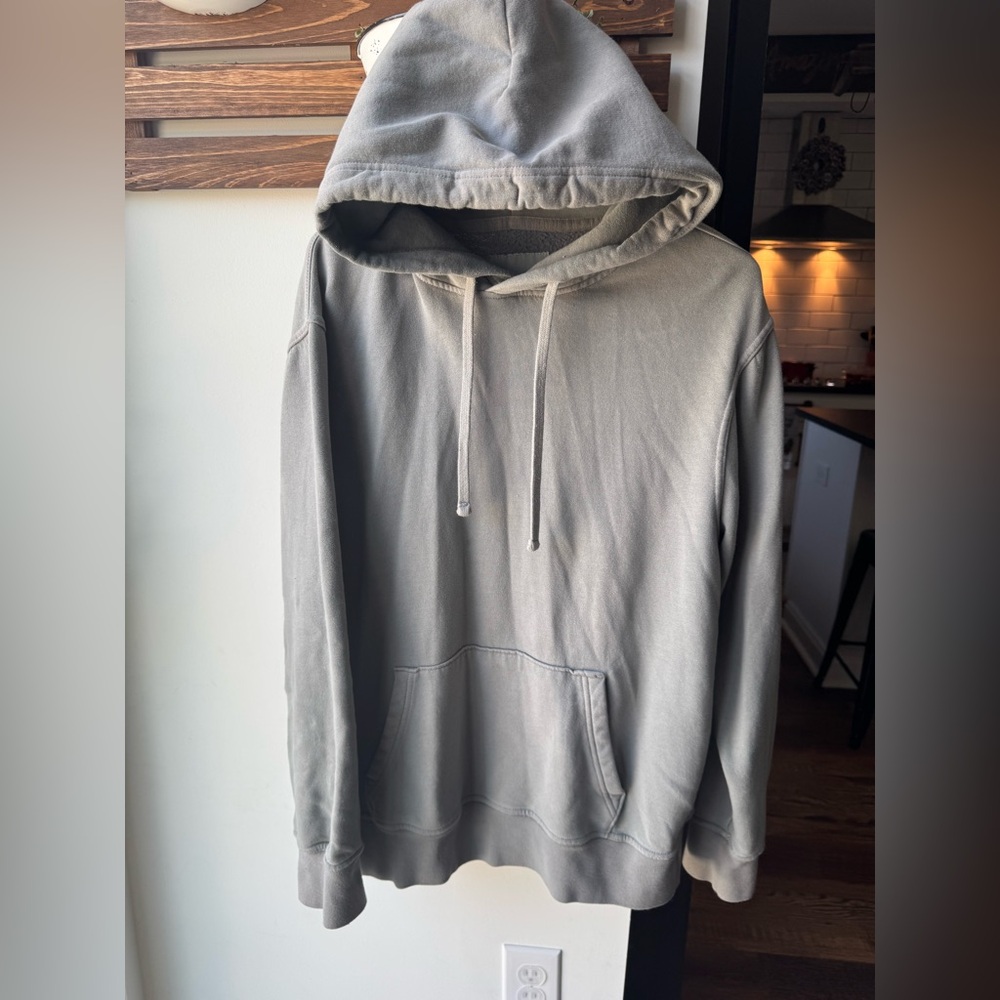 American eagle men’s hoodie light gray large super soft line